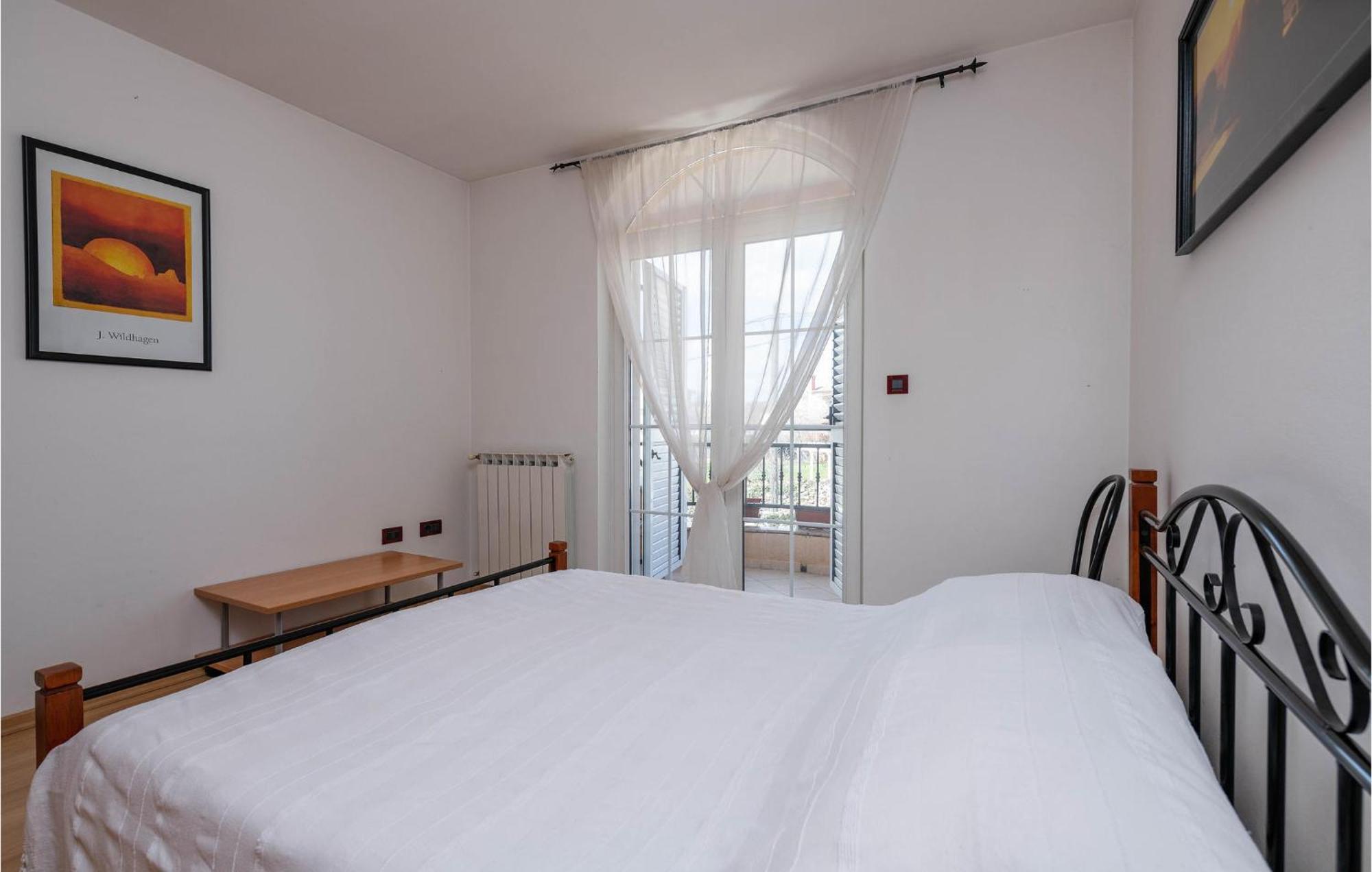 Gorgeous Home In Labin With Outdoor Swimming Pool Ngoại thất bức ảnh